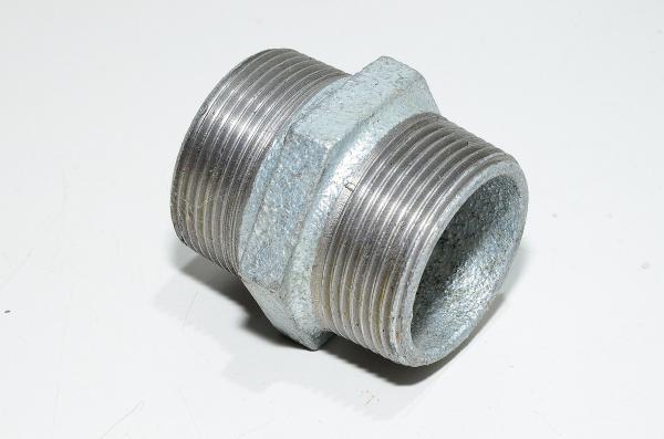 Putkiliitin valurauta suora jatko 1 1/2"uros kierre - 1 1/2" uros kierre