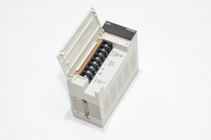 Omron Sysmac C200HW-PA204S virtalähde yksikkö 100-120/200-240VAC ulostuloteho 120VA