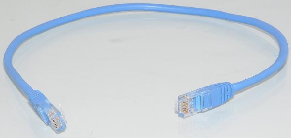 1x 0.5m Suojaamaton CAT5e verkkokaapeli sininen (RJ45 - RJ45)