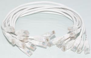 10x 0.5m Suojaamaton CAT5e verkkokaapeli valkoinen (RJ45 - RJ45)