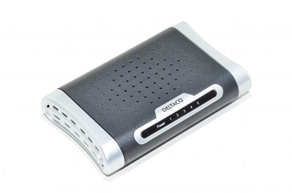 Deltaco LAN-105 5 porttinen 10/100mbit Ethernet kytkin