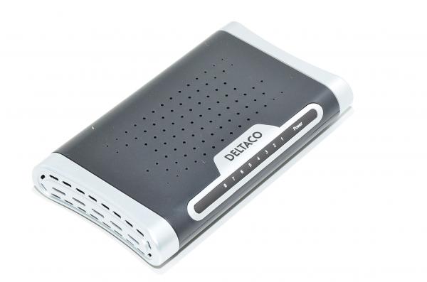 Deltaco LAN-108 8 porttinen 10/100mbit Ethernet kytkin *uusi*