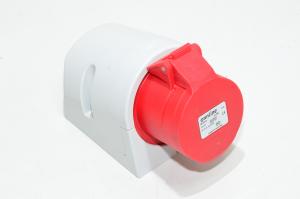 Onnline OBPR seinäasennus pistorasia 16A 5p 415V 6h voimavirtaliitin, IP44 M25