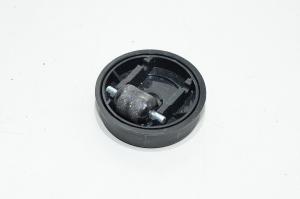 Musta muovinen upotettu 360° huonekalupyörä 11,5mm ja 13,5mm maavarasäädöllä 65mm reijälle