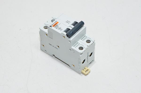 10A 2-Vaihe D-tyypin automaattisulake / johdonsuojakatkaisija Merlin Gerin multi9 C60N D10 230VAC / 400VAC