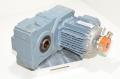 370W KEB Combigear F-tappivaihdemoottori F32A DA71G4 + Kubler type T8.5820 1822 0500 enkooderi
